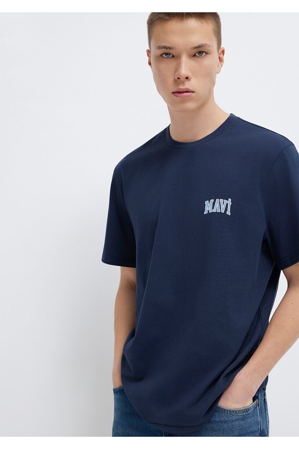 Marineblaues تيشيرت mit Logo-Print, reguläre Passform 0611714 -70497